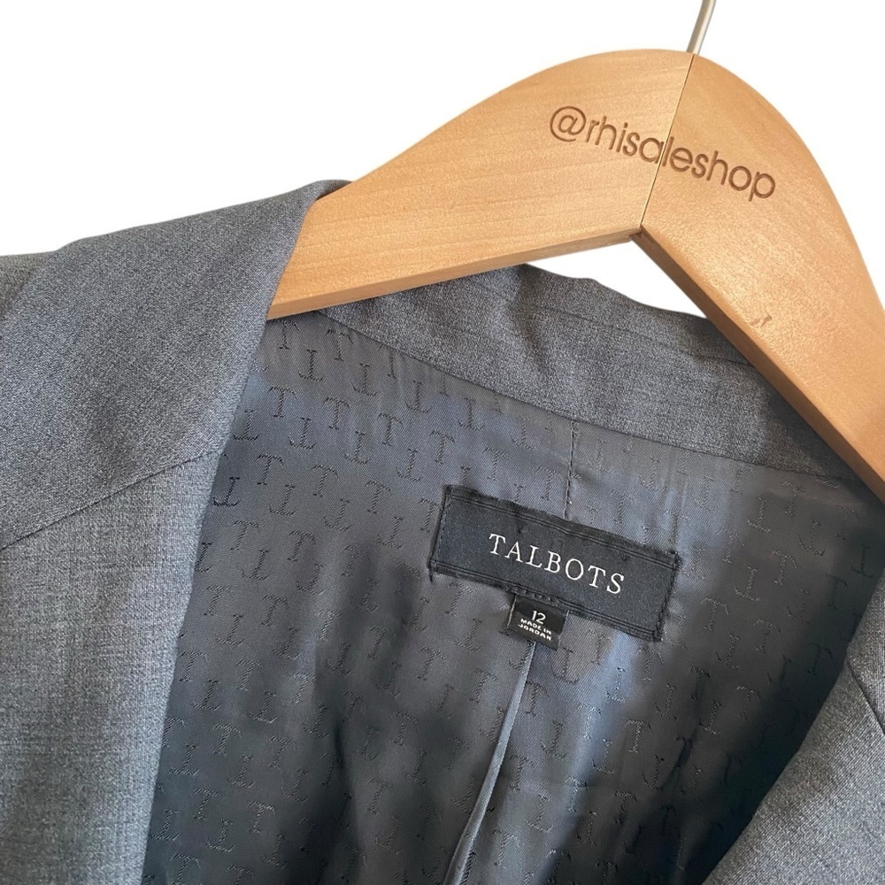 Talbots Gray Wool Blend Chic Semi Fitted Two Button Blazer Size 12 - Picture 3 of 5